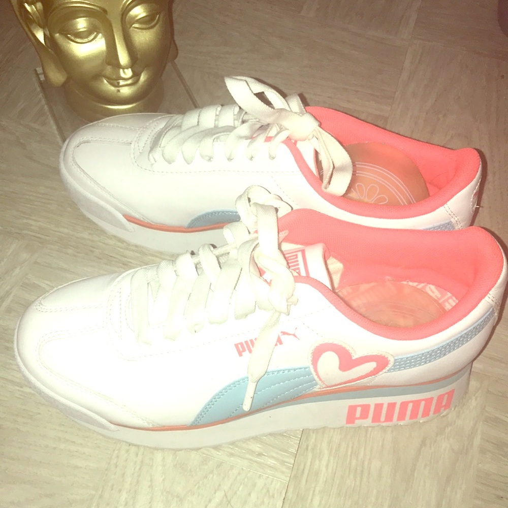 Puma tennis shoes 1 <3 u 4ever